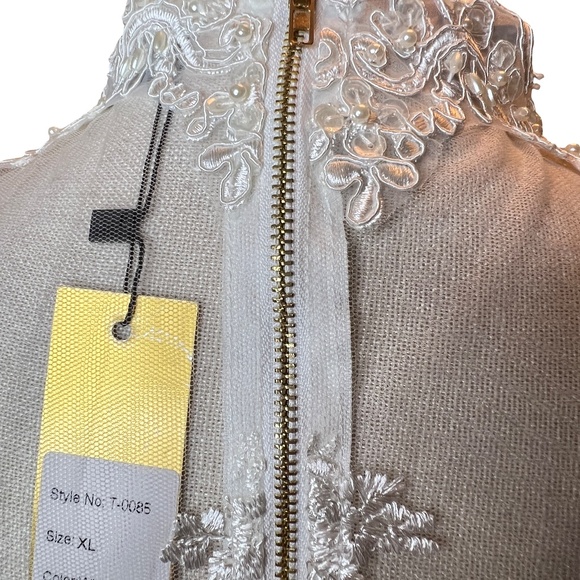 #A259   FT INC  Romantic  White Embroidered  Mesh Top, Sequins NWT XL - Picture 5 of 11